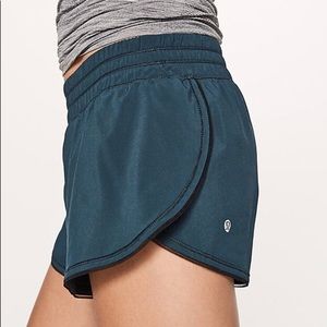 Lululemon Seek the Heat shorts